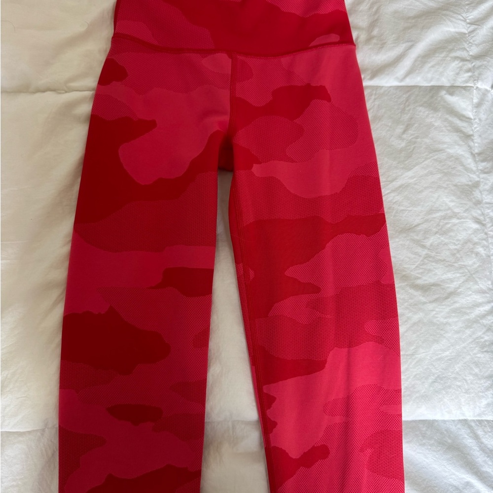 Offline Pink Camouflage Leggings